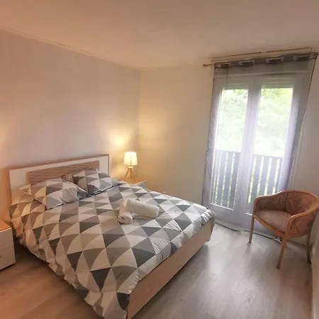 - Centre-ville, Terrasse, Au Calme - Agreable, Confort - 4pers