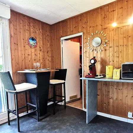 - Centre-ville, Terrasse, Au Calme - Agreable, Confort - 4pers *